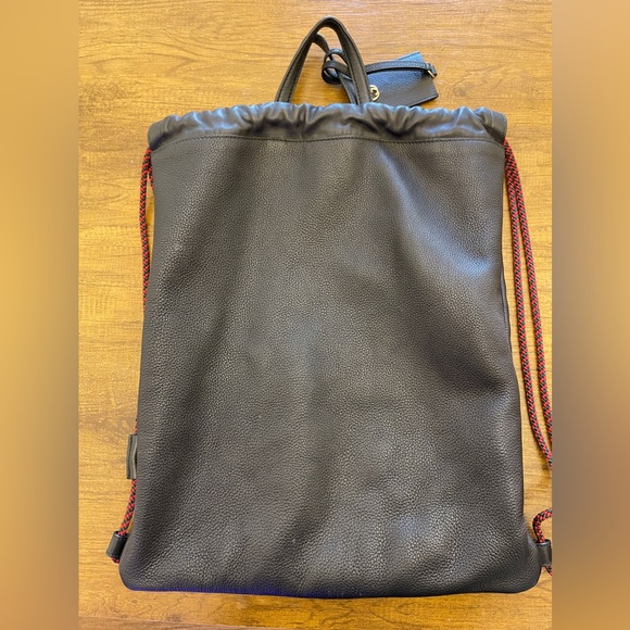 GUCCI Logo Print Leather Drawstring Backpack Bag Black - Picture 5 of 5